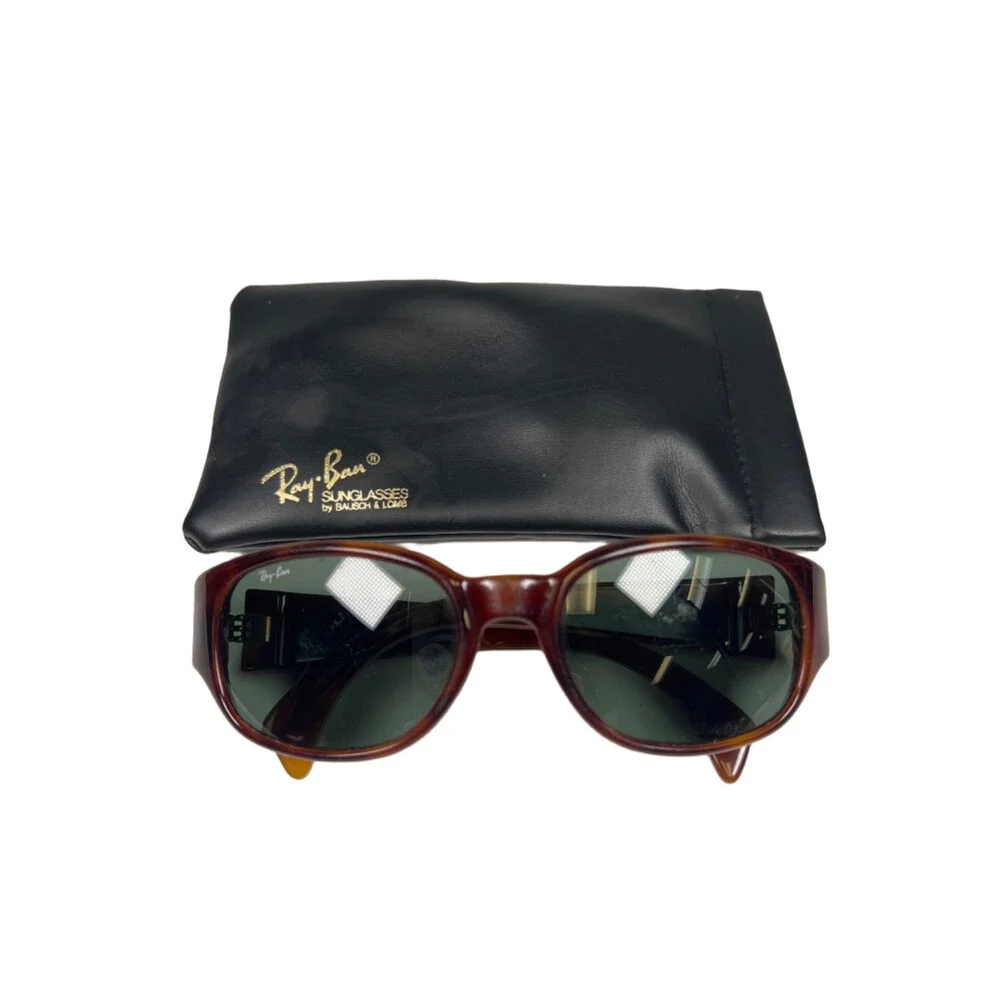 Ray-Ban Unisex Brown Tortoise Shell Bausch and Lamb Sunglasses W/ Pouch Case